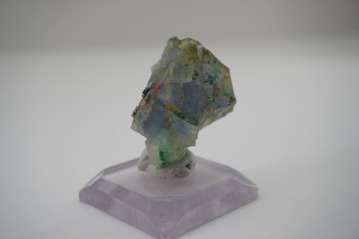 Brochantite on Fluorite (Blanchard Mine, NM)