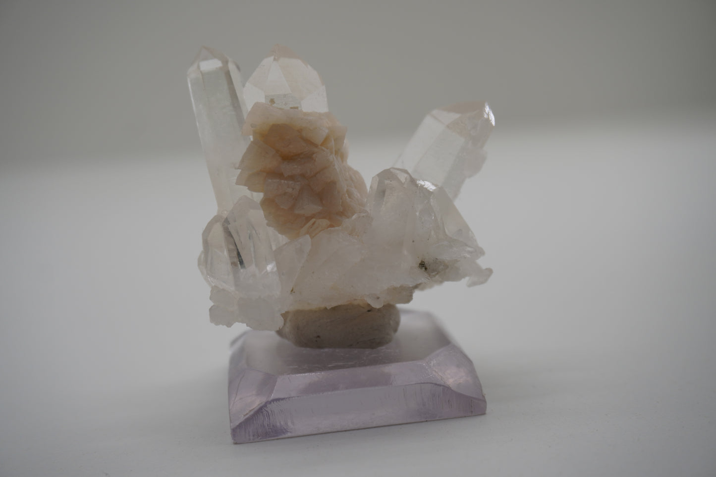 Quartz w/ Ankerite and Calcite (Spruce Ridge, WA)
