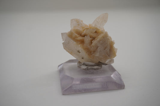 Quartz w/ Ankerite and Calcite	(Spruce Ridge, WA)